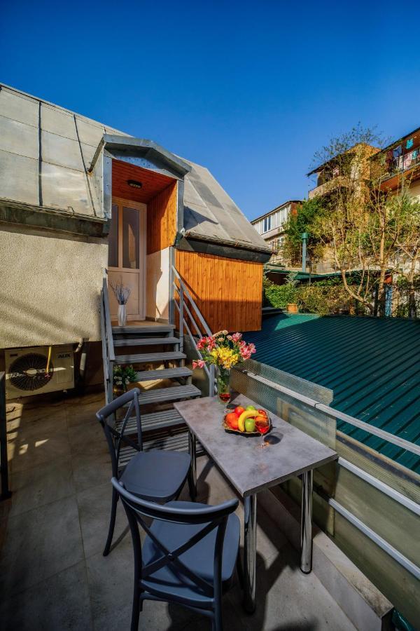 Rustaveli Apartment With Gym Tbilisi Bagian luar foto
